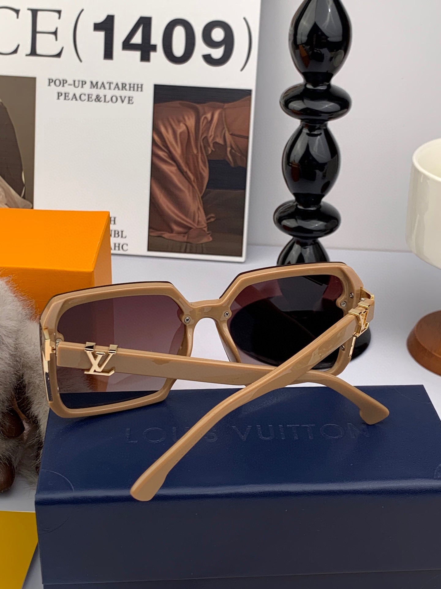 SQUARE SUNGLASSES L8148 IN ACETATE