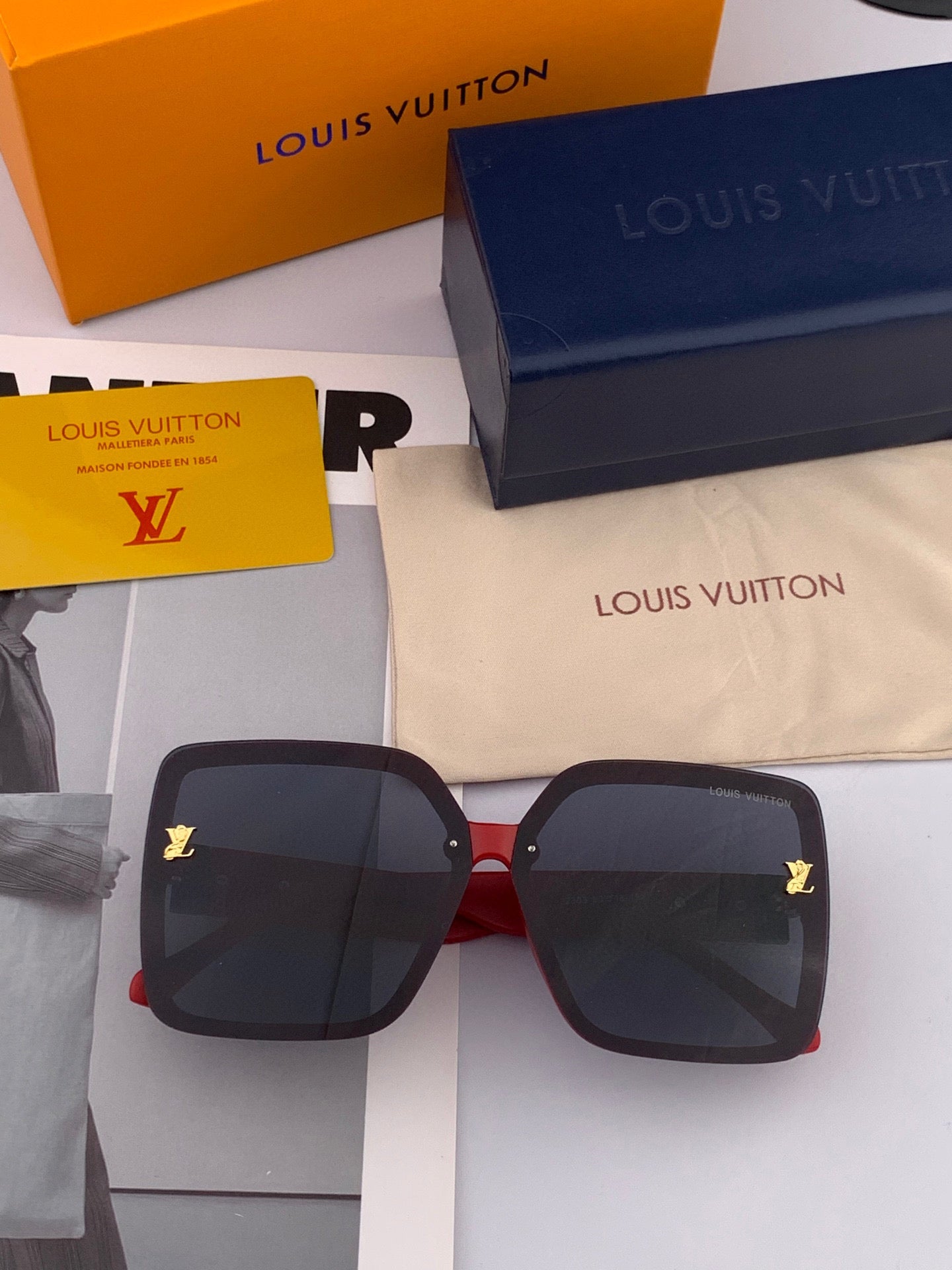 SQUARE SUNGLASSES L3230 IN ACETATE