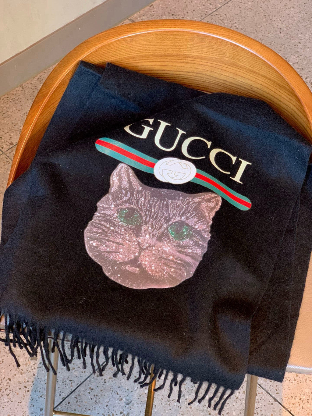 GUCCI 25S SCARF 180 IN CASHMERE 583605
