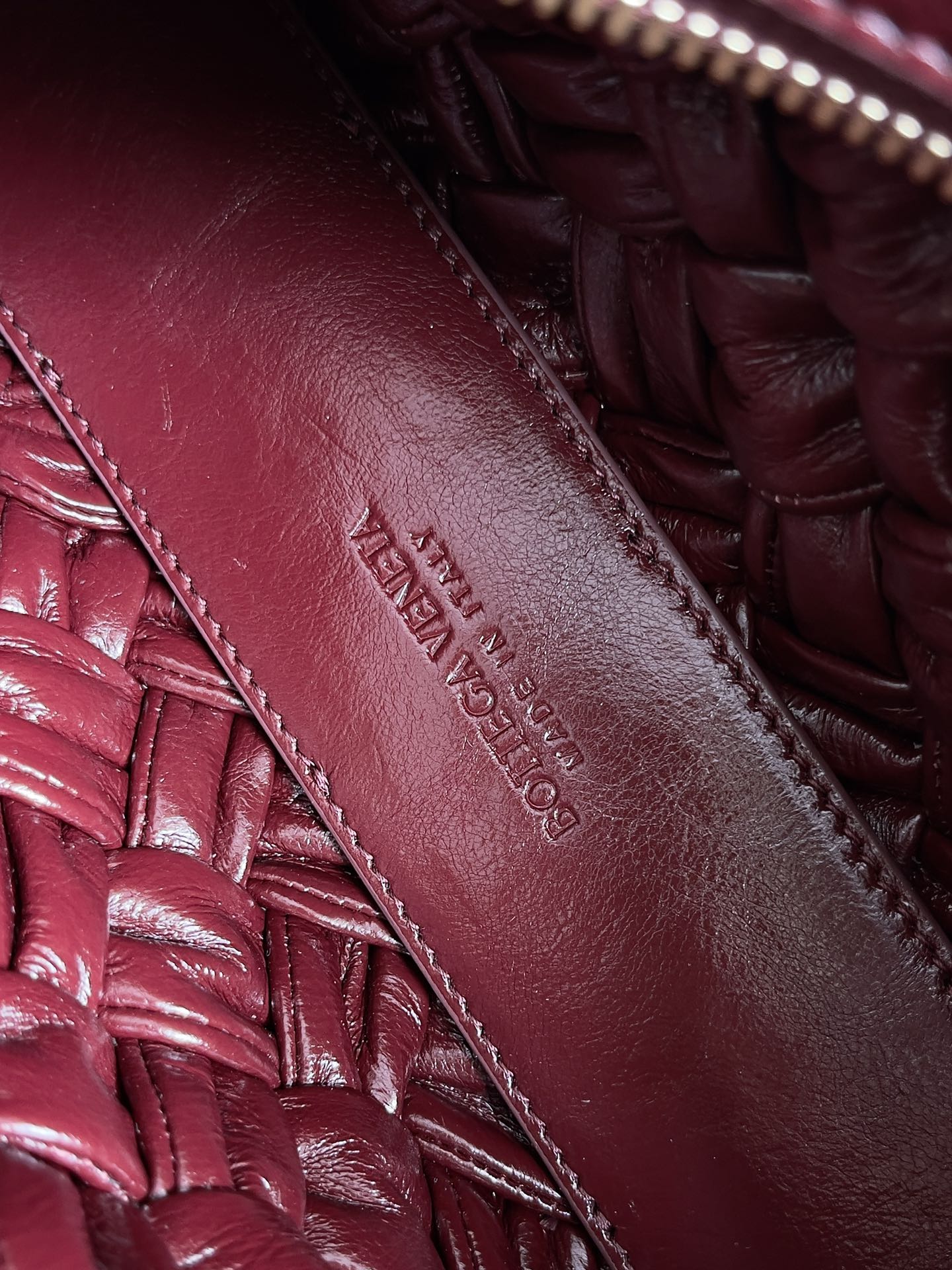 KELIMERO CHA-CHA CLUTCH 28.5 IN BURGUNDY LAMBSKIN