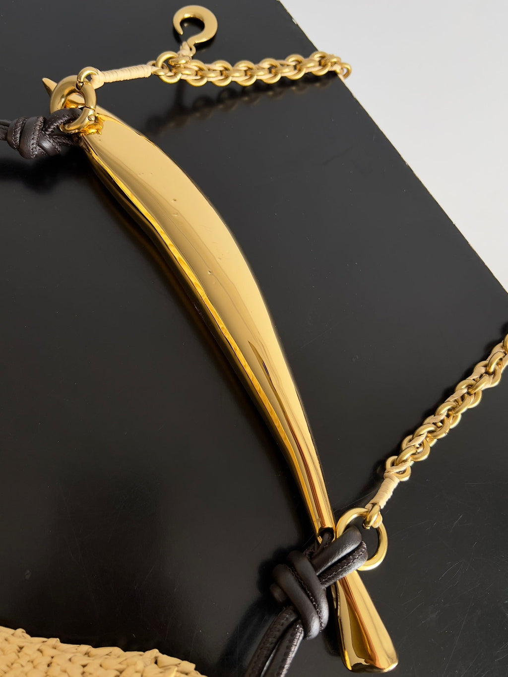 SARDINE CHAIN 33 IN NATURAL RAFFIA