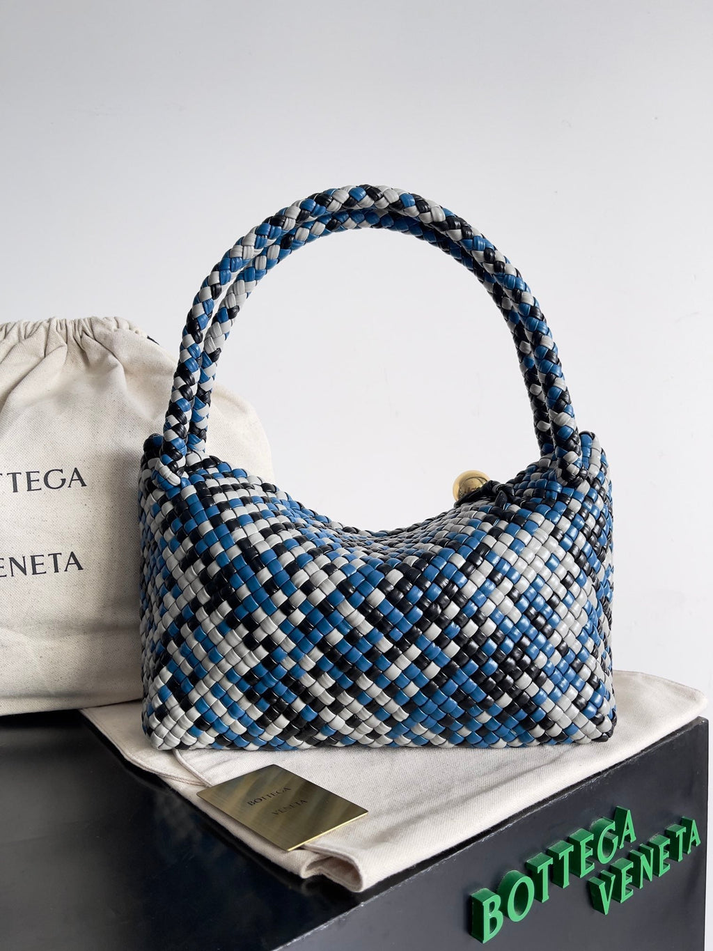 TOSCA SHOULDER BAG 27 IN BLUE MIX BLACK AND WHITE LAMBSKIN