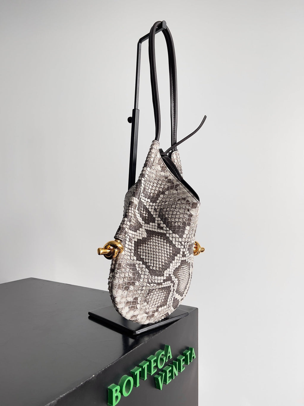 SMALL SOLSTICE 30 IN SNAKE PATTERN CALFSKIN