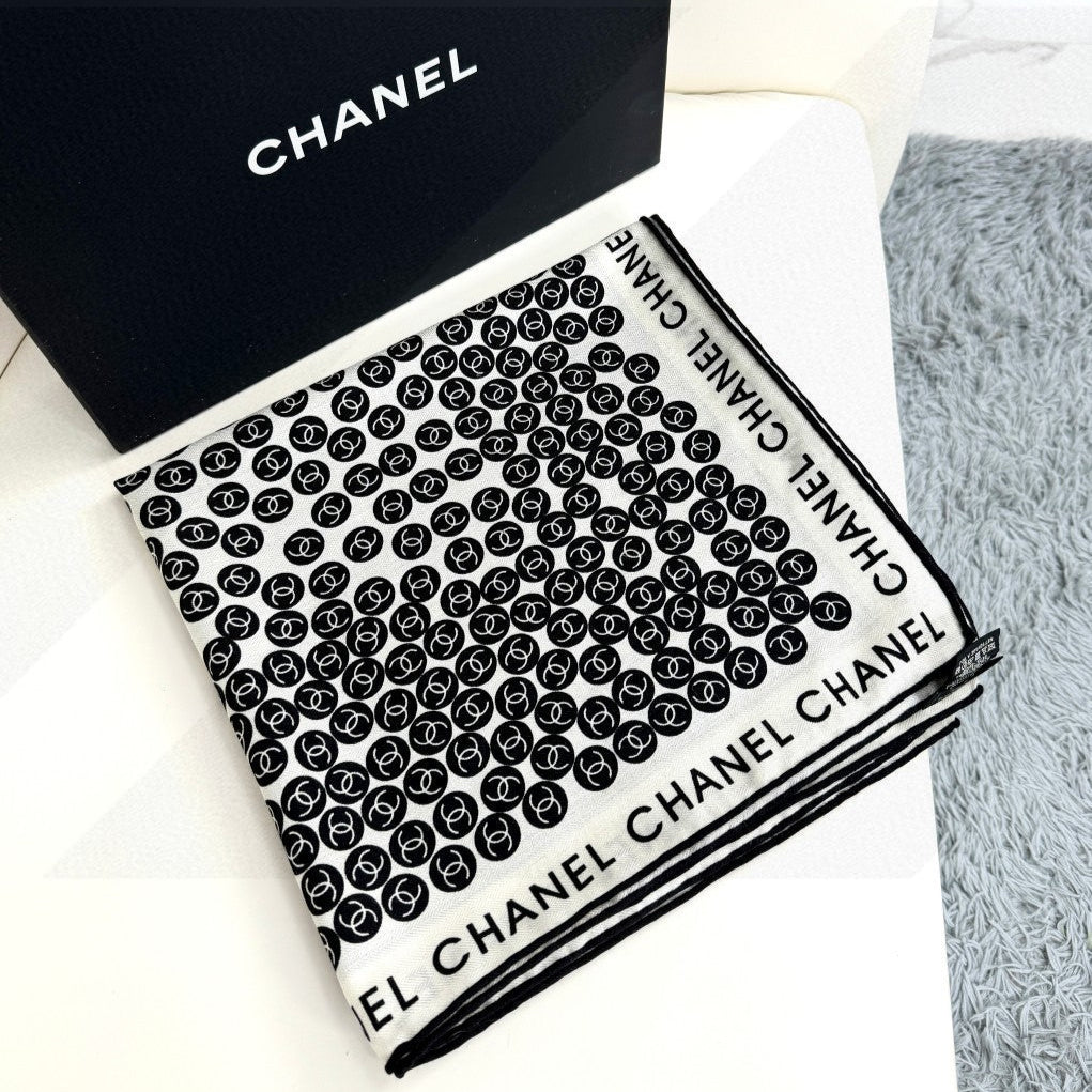 CHANEL 25S SCARF 140 IN CASHMERE SILK 702020
