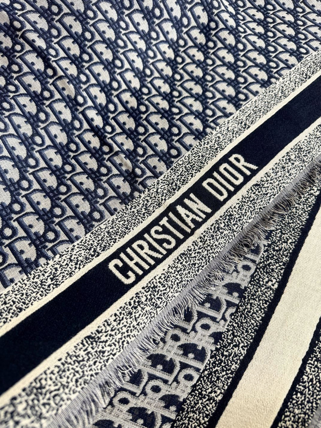 DIOR SCARF 140 CM IN SILK-WOOL BLEND 702040