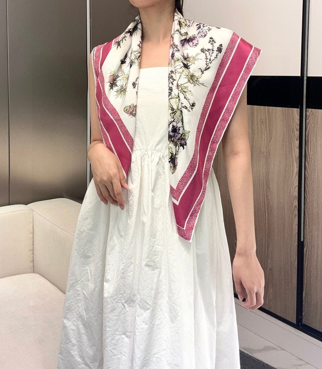 DIOR SCARF 90 CM IN SILK FABRIC 702043