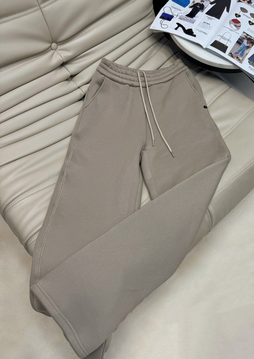 ALO SWEATSUIT SET STYLE 8