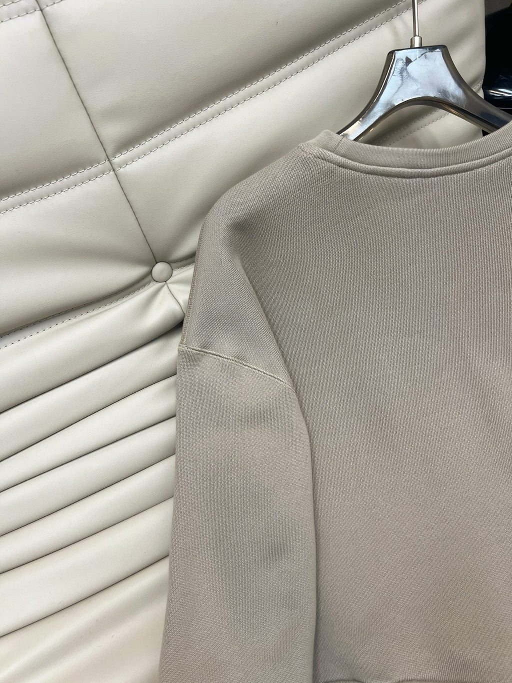 ALO SWEATSUIT SET STYLE 8