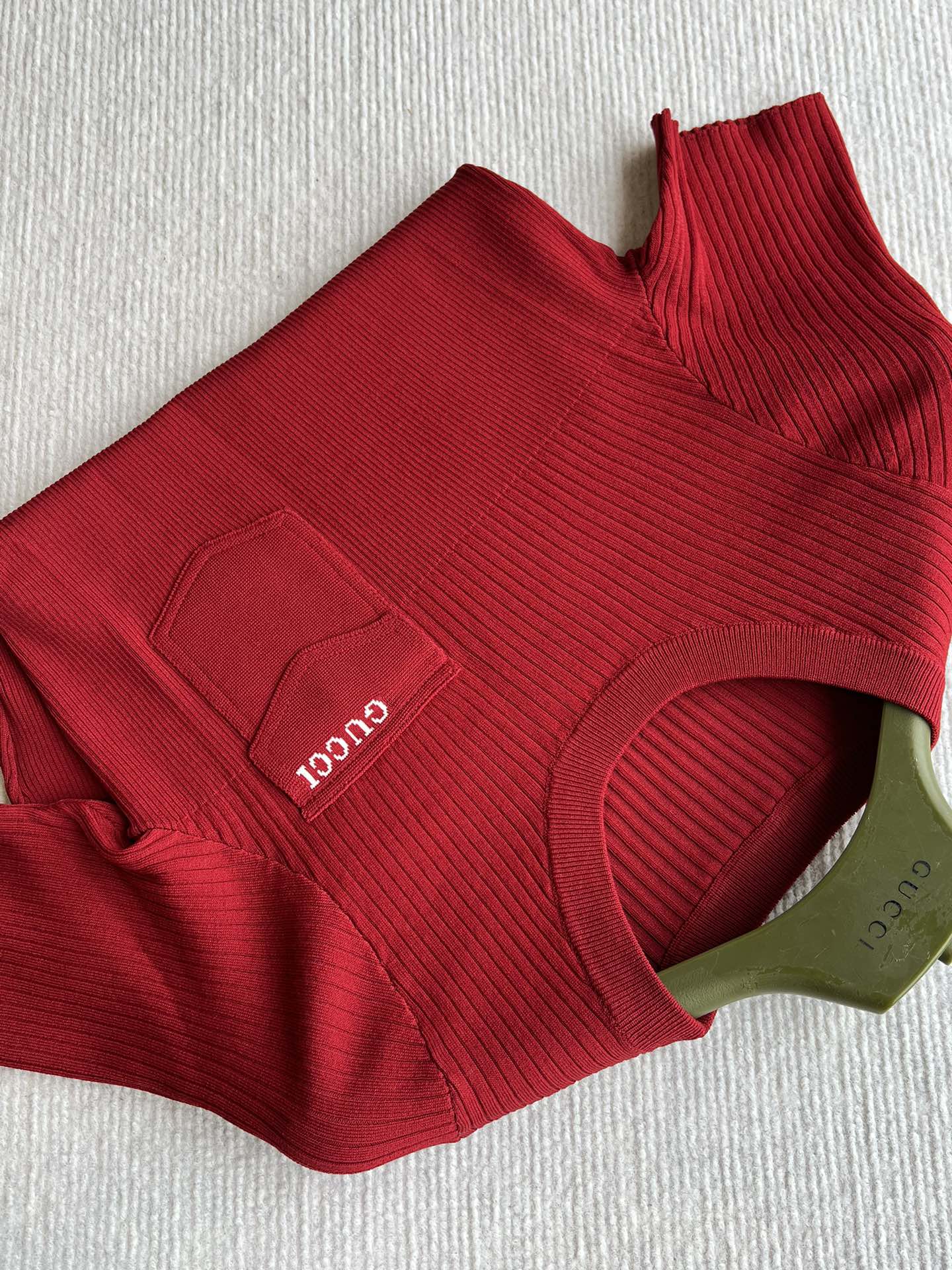 GUCCI SHORT-SLEEVE KNIT TOP 242808