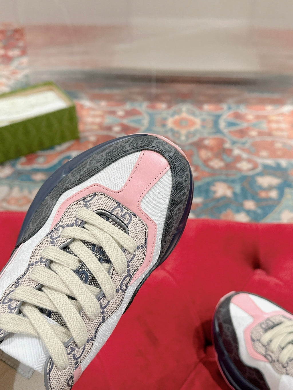 GG RHYTON TRAINER CHARCOAL AND WHITE CALFSKIN