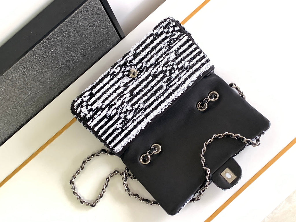 CHANEL 25S FLAP BAG 25 CM IN WHITE MIX BLACK SEQUINS