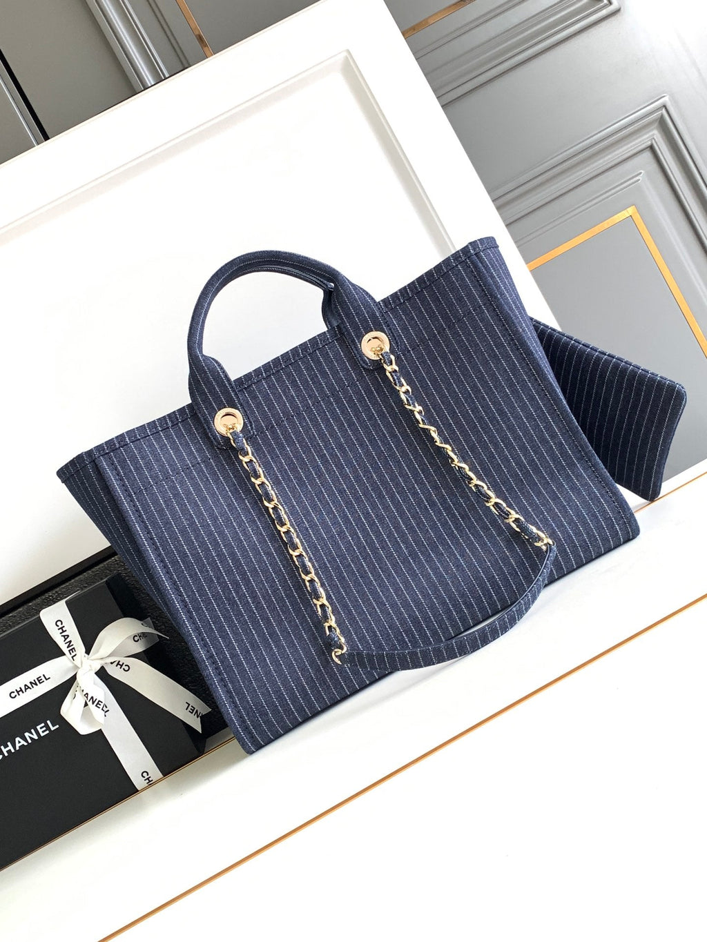 CHANEL 25S TOTE BAG 38 CM IN NAVY BLUE CANVAS