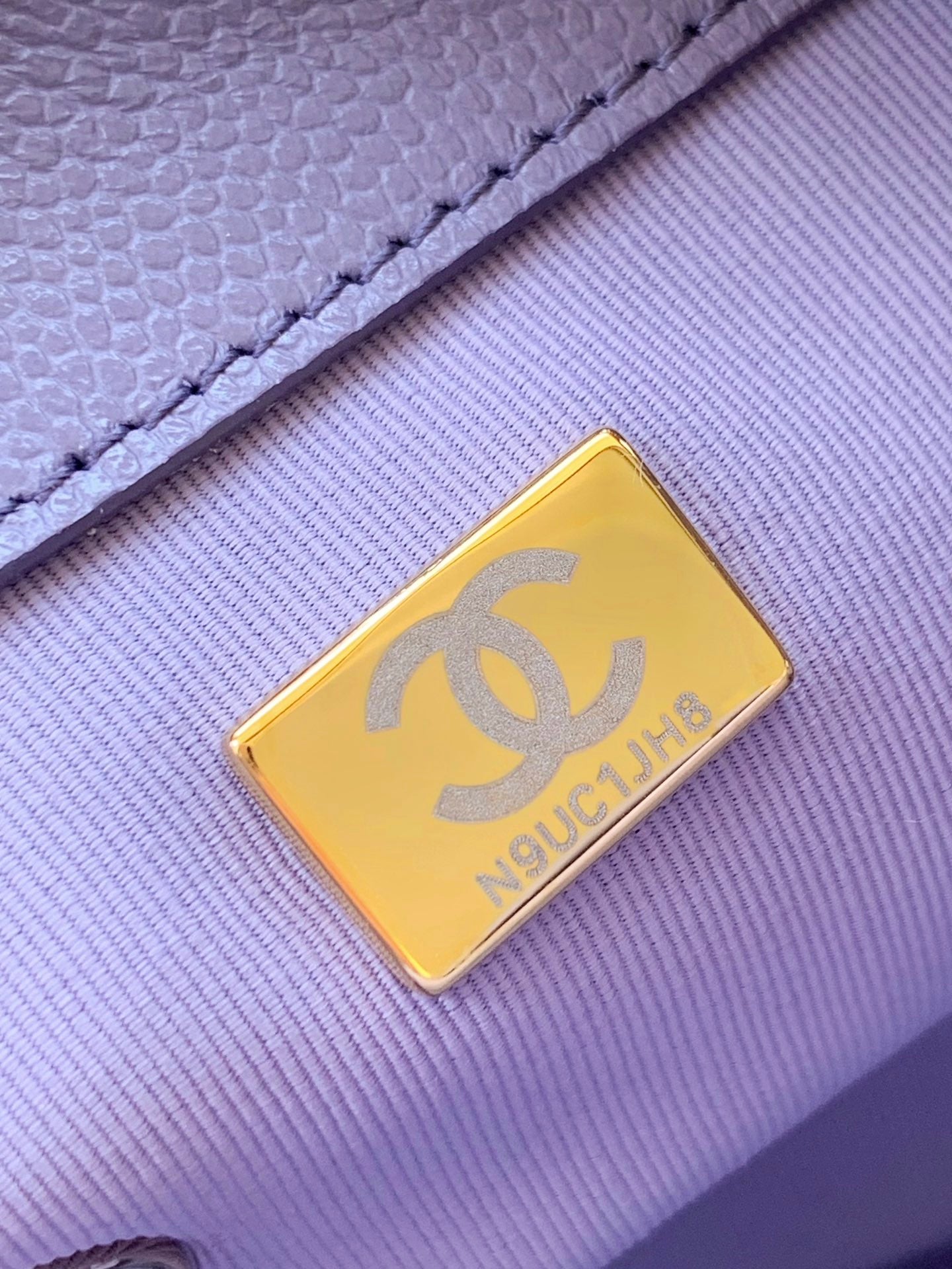 CHANEL 25S BACKPACK 17.5 CM IN PURPLE LAMBSKIN