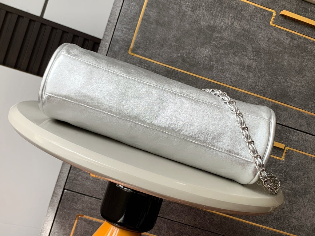 CHANEL 25S HOBO BAG 30 CM IN SILVER SMOOTH CALFSKIN