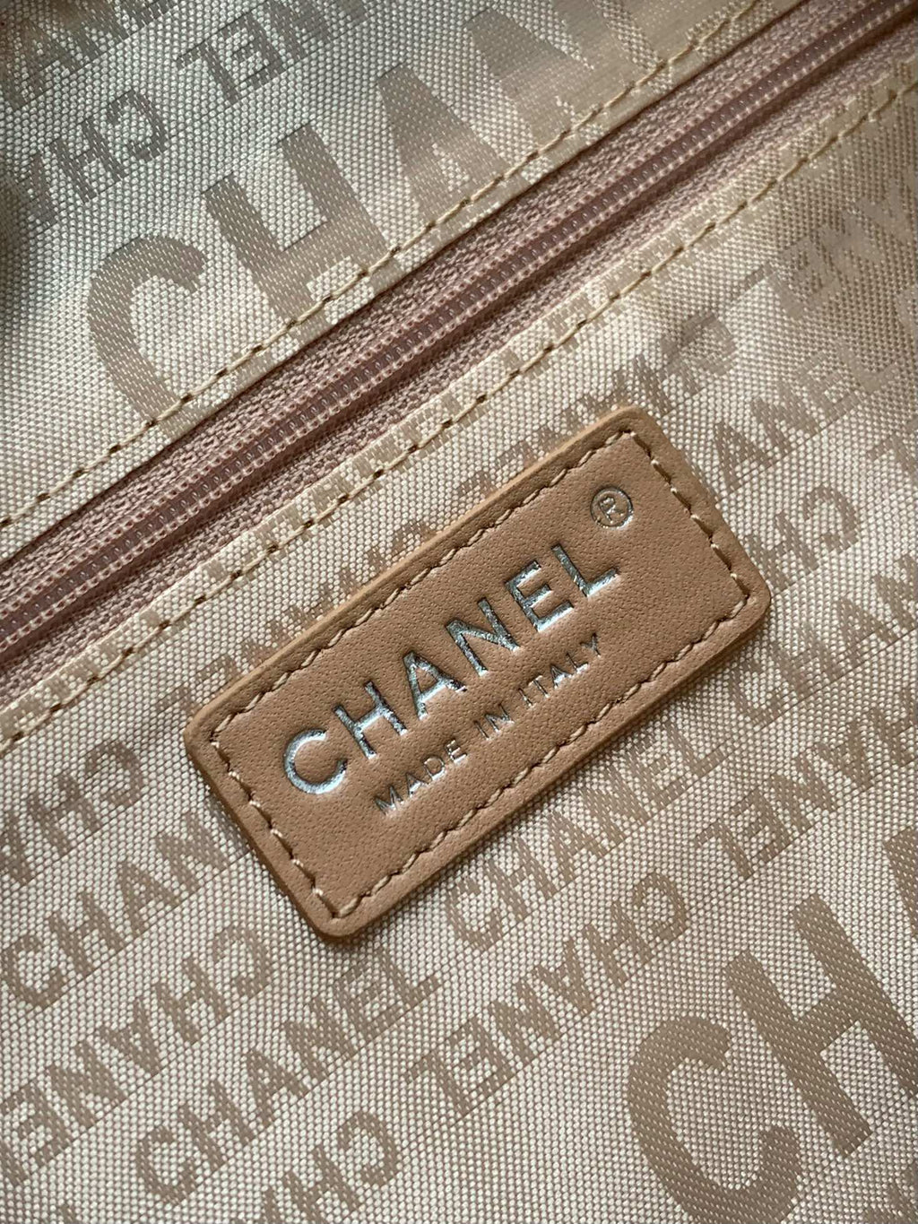 CHANEL 25S HOBO BAG 30 CM IN SILVER SMOOTH CALFSKIN