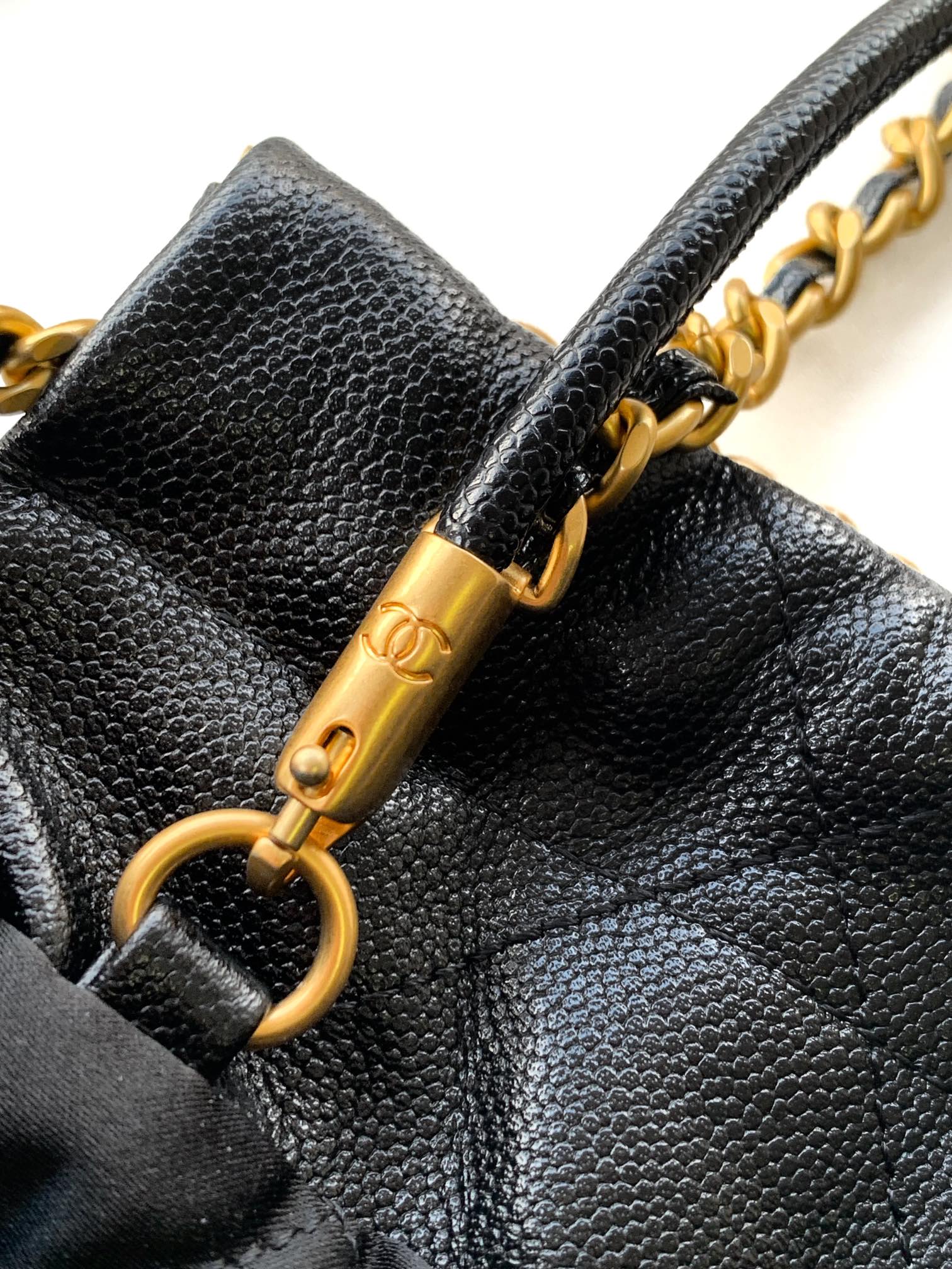 CHANEL BAG 25S 20 CM IN BLACK LAMBSKIN WITH GOLD HARDWARE