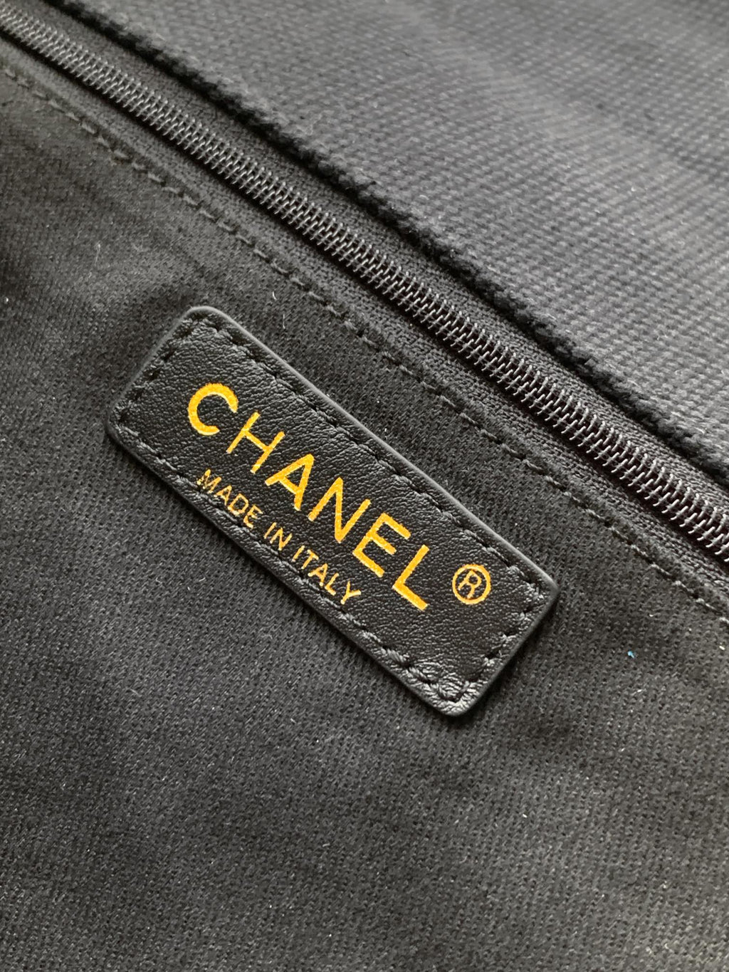 CHANEL 25S CLASSIC FLAP 26 CM IN GUNMETAL BLACK CANVAS EMBROIDERED MOTIF WITH GOLD HARDWARE