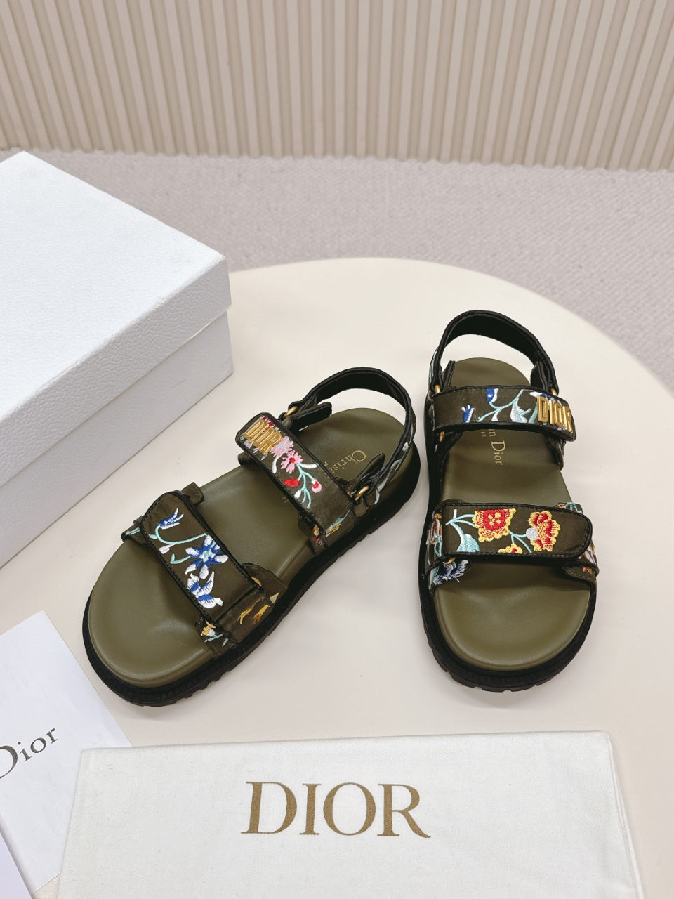 DIOR BACK-STRAP SANDALS 25S IN MOSS GREEN CALFSKIN EMBROIDERED WITH PETITES FLEURS