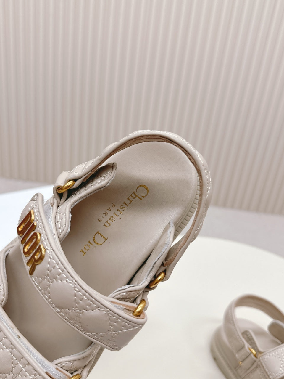 DIOR BACK-STRAP SANDALS 25S IN LIGHT BEIGE CALFSKIN