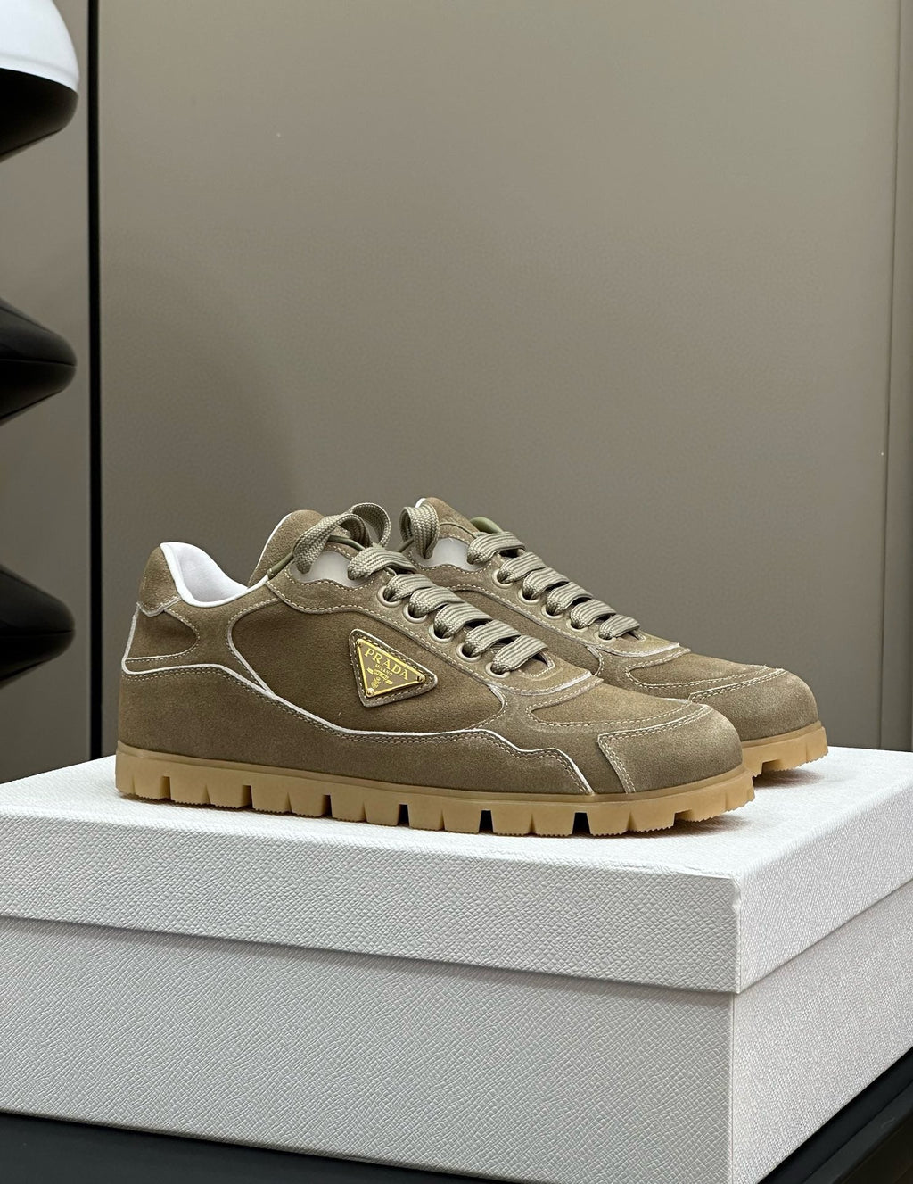 PRA TRAIL FADED SUEDE SNEAKERS LIGHT BROWN