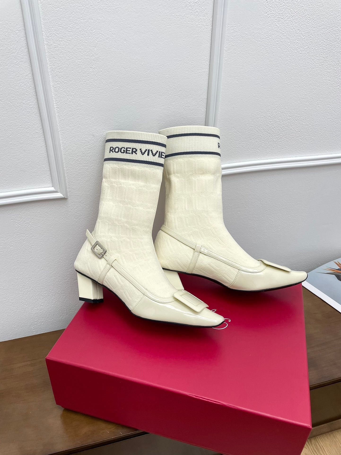 BELLE VIVIER SOCK LACQUERED BUCKLE ANKLE BOOTS IN OFF WHITE CALFSKIN AND TECHNICAL FABRIC