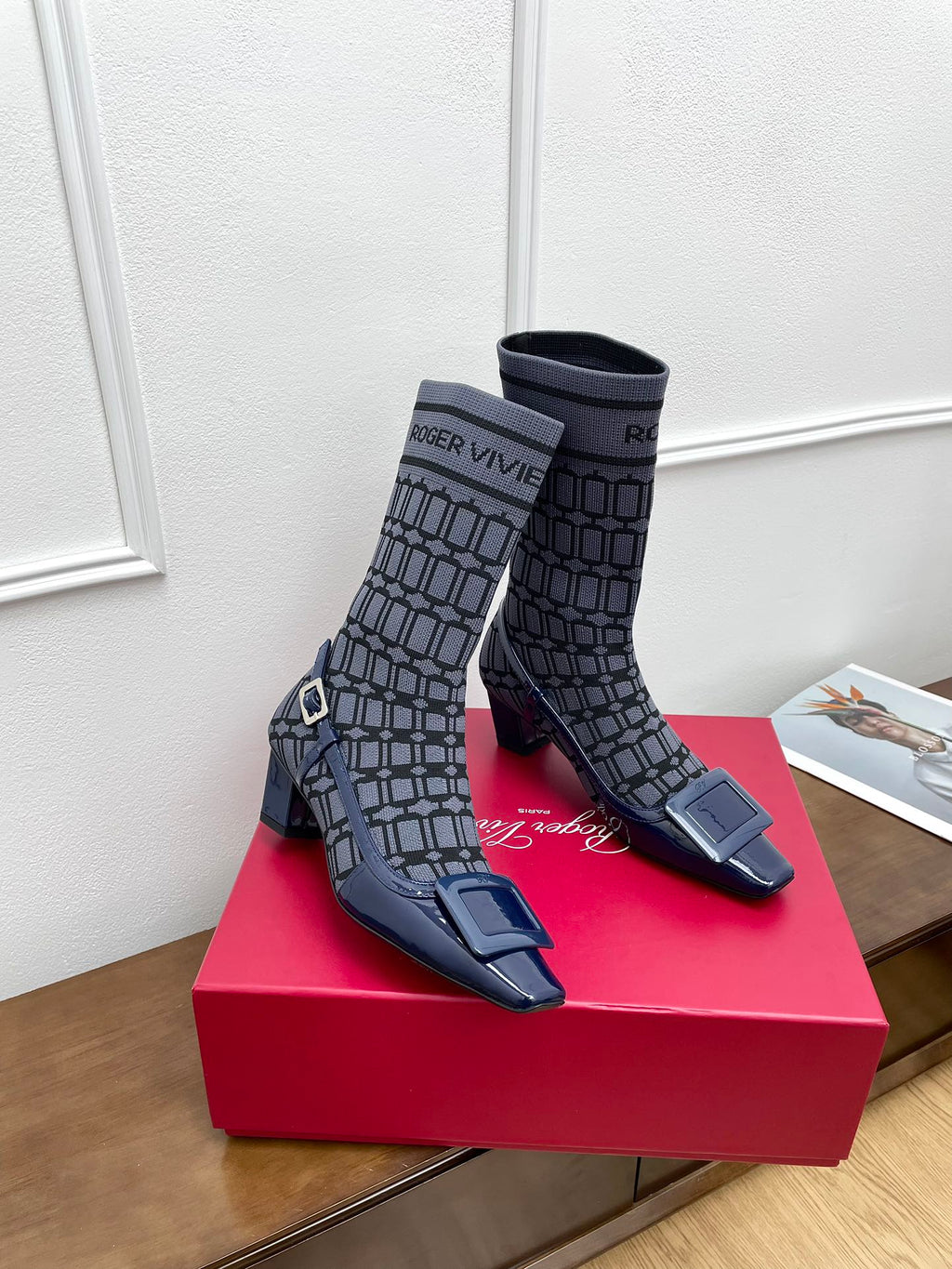 BELLE VIVIER SOCK LACQUERED BUCKLE ANKLE BOOTS IN NAVY BLUE CALFSKIN AND TECHNICAL FABRIC