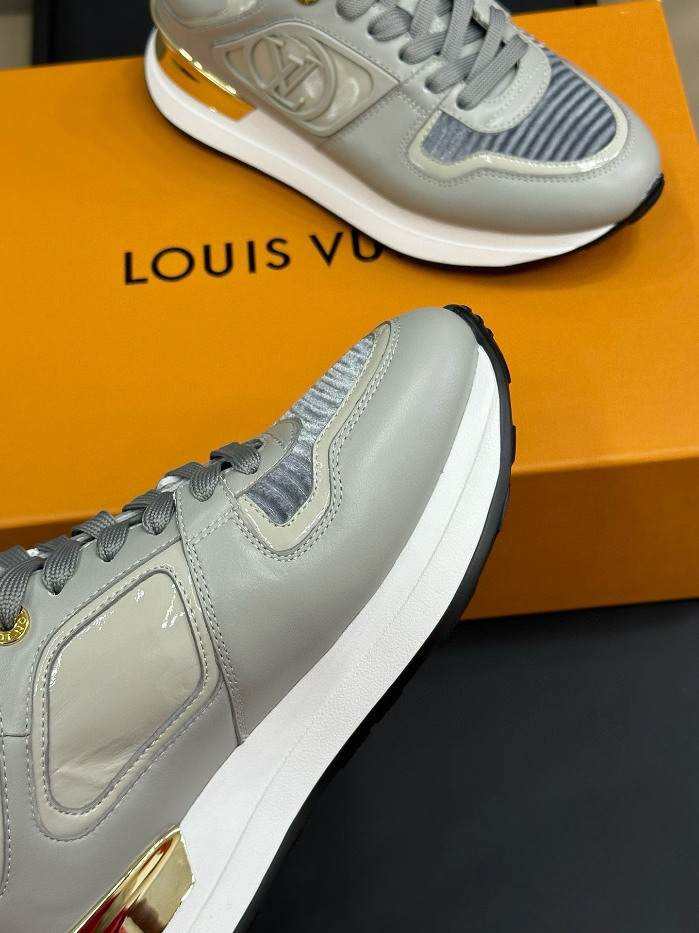 LV NEO RUN AWAY SNEAKER IN DOLPHIN GRAY CALFSKIN