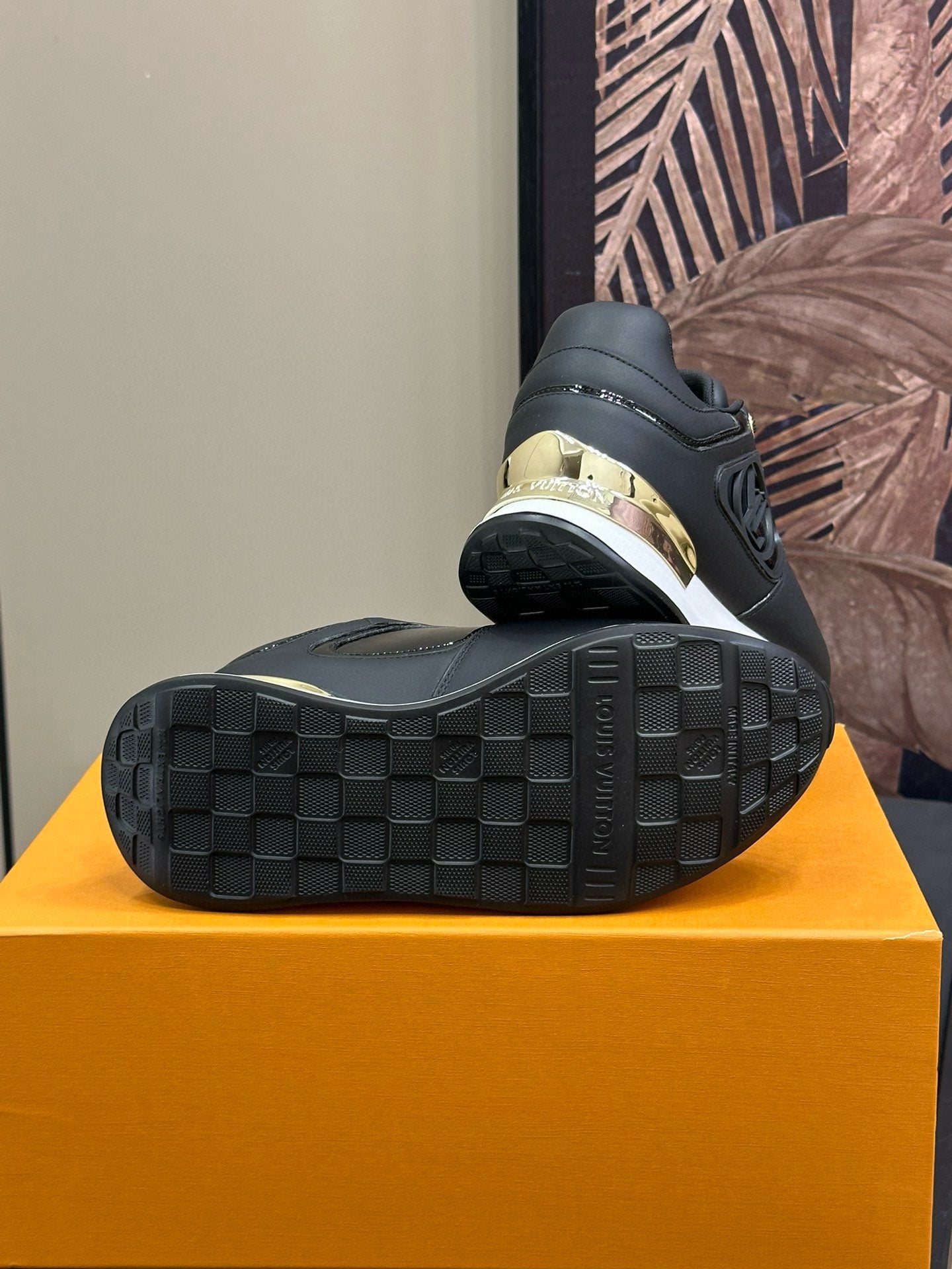 LV NEO RUN AWAY SNEAKER IN BLACK CALFSKIN