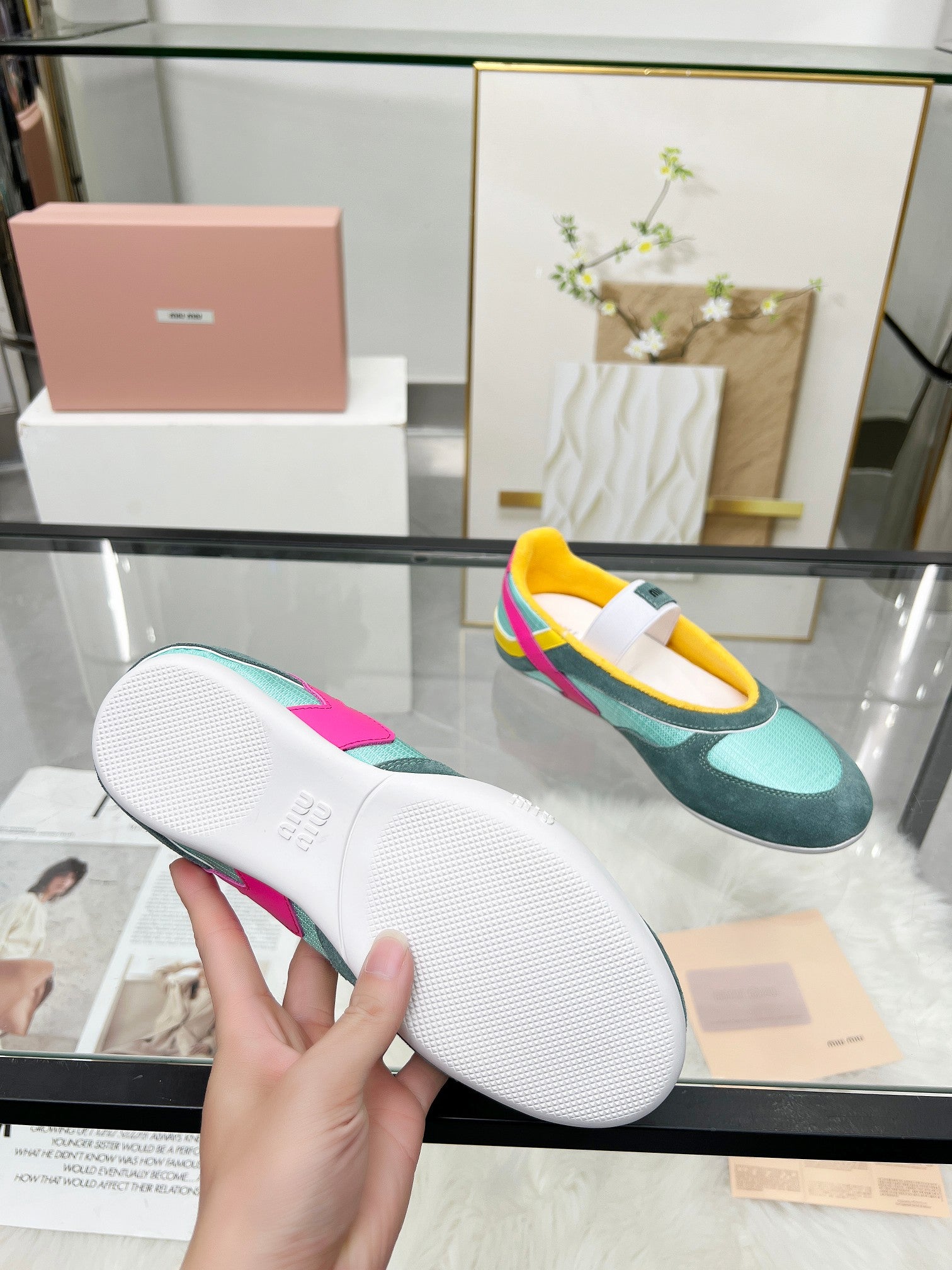 GYMNASIUM BALLERINAS IN GREEN PINK YELLOW TECHNICAL FABRIC AND SUEDE