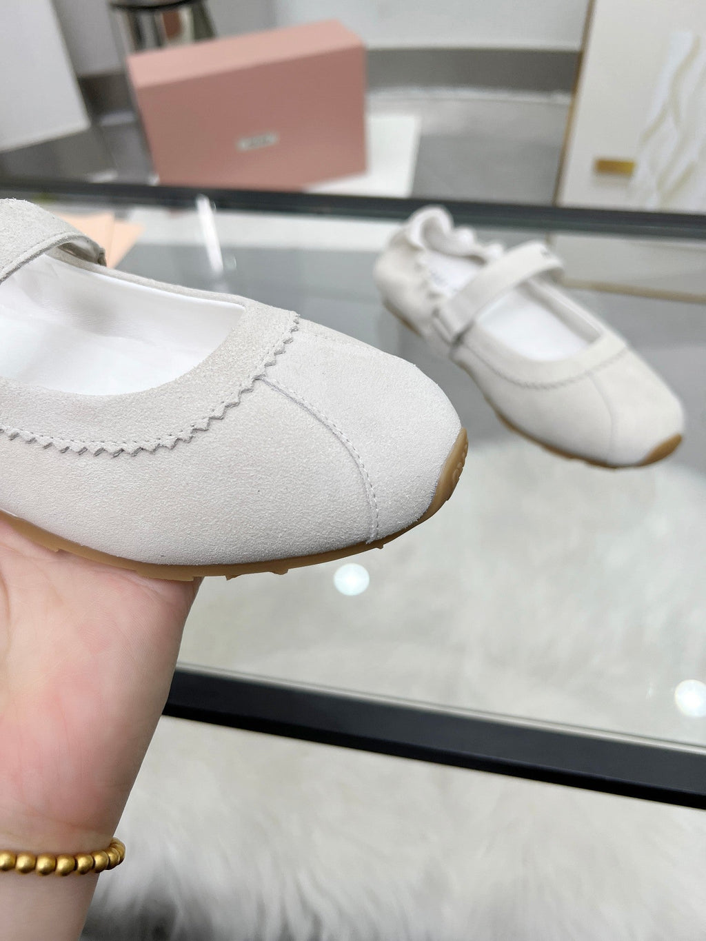 RUCHES NAPPA BALLERINAS IN OFF WHITE SUEDE