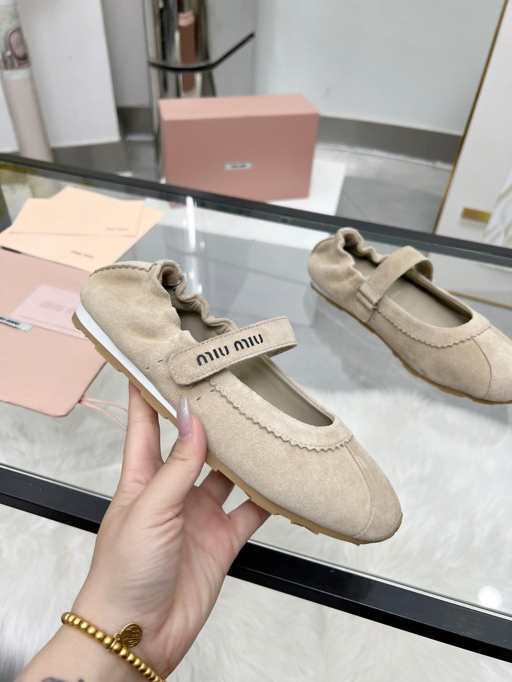 RUCHES NAPPA BALLERINAS IN BEIGE SUEDE