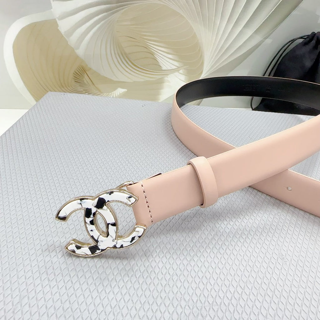 CC 30MM BELT IN BABY PINK SHINNY CALFSKIN WHITE LOGO