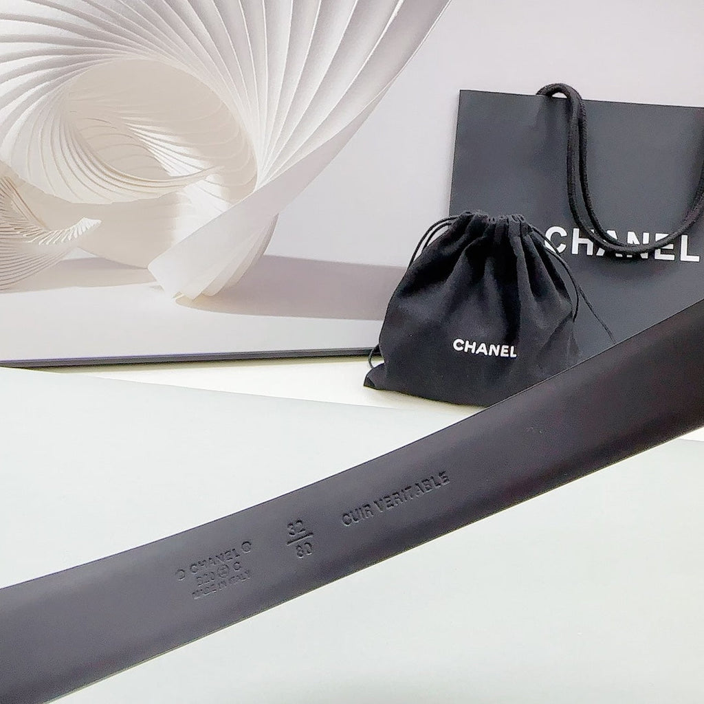 CC 30MM BELT IN BLACK SMOOTH CALFSKIN METAL HARDWARE