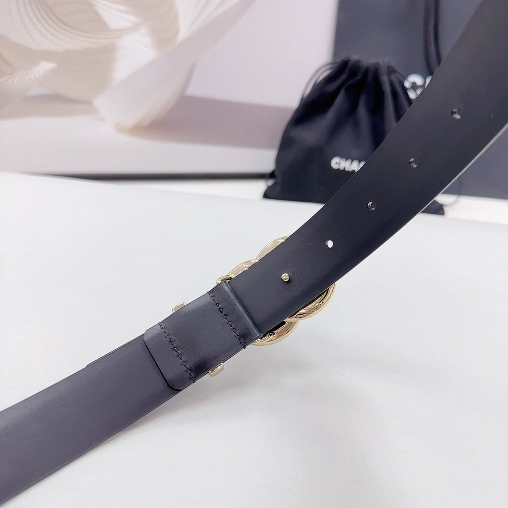 CC 30MM BELT IN BLACK SMOOTH CALFSKIN METAL HARDWARE