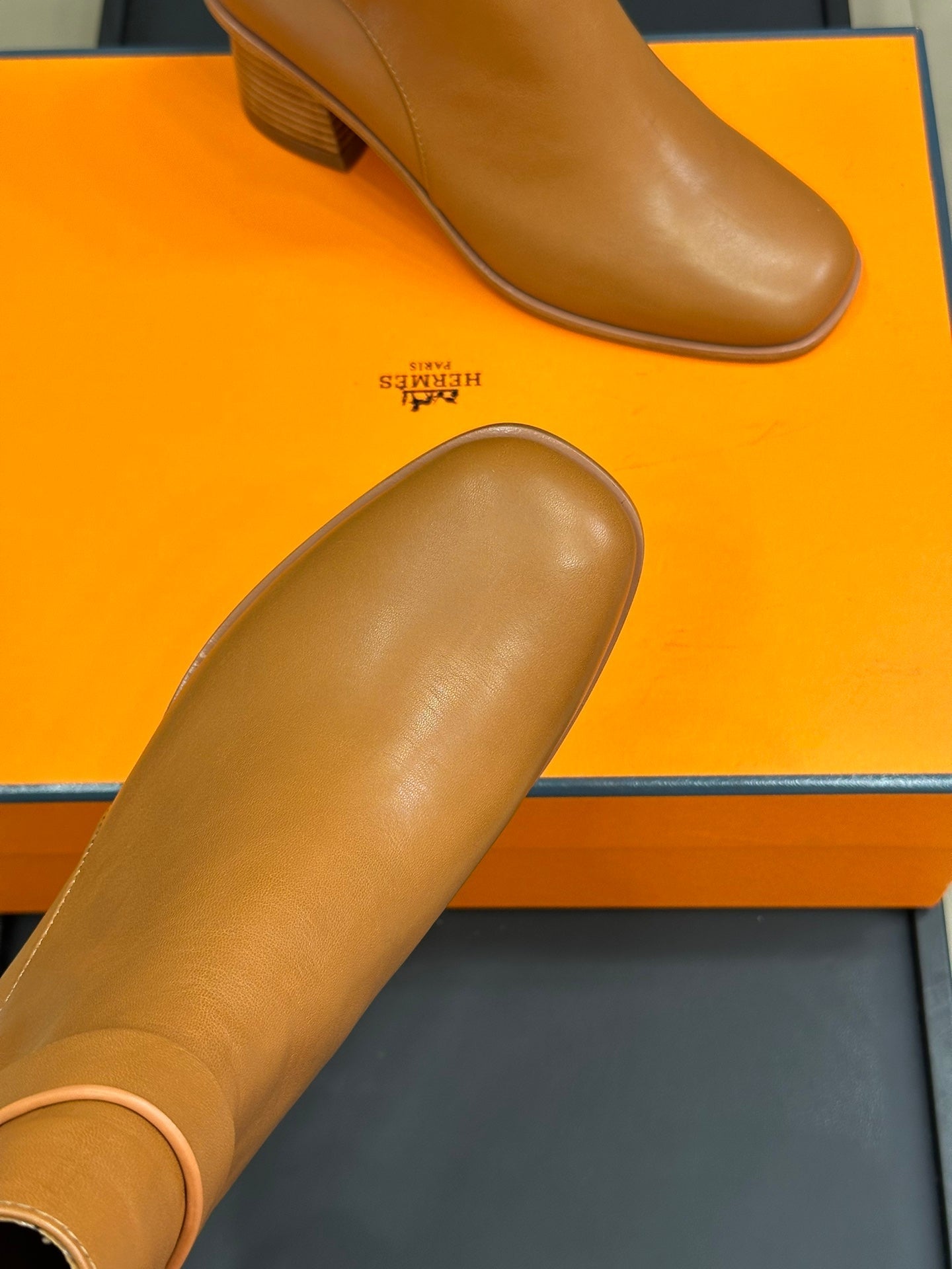 JILL 60 ANKLE BOOT IN BRONZE BROWN CALFSKIN