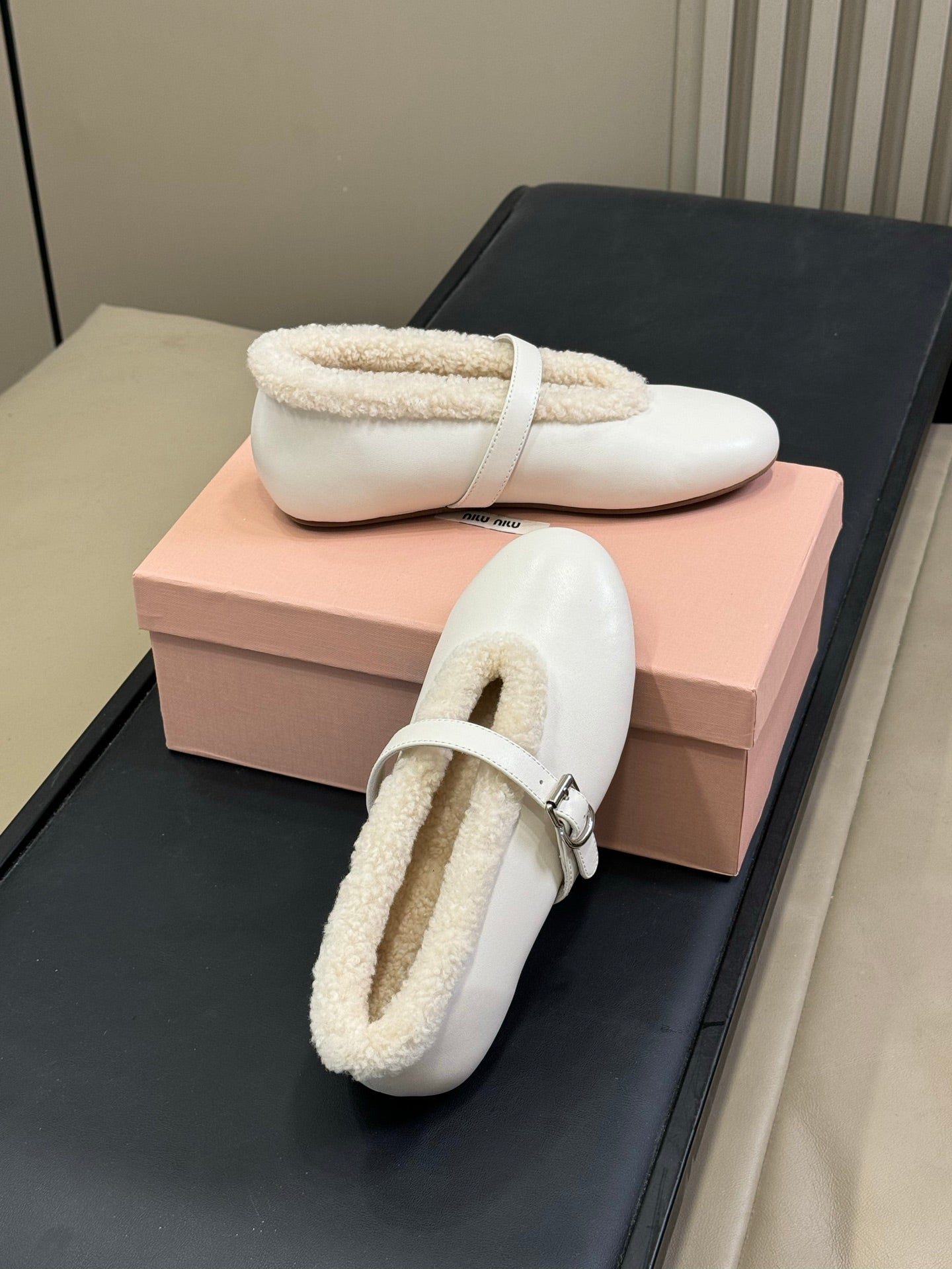 ALAIA 25S MARY JANE SHEARLING FLATS IN WHITE CALFSKIN