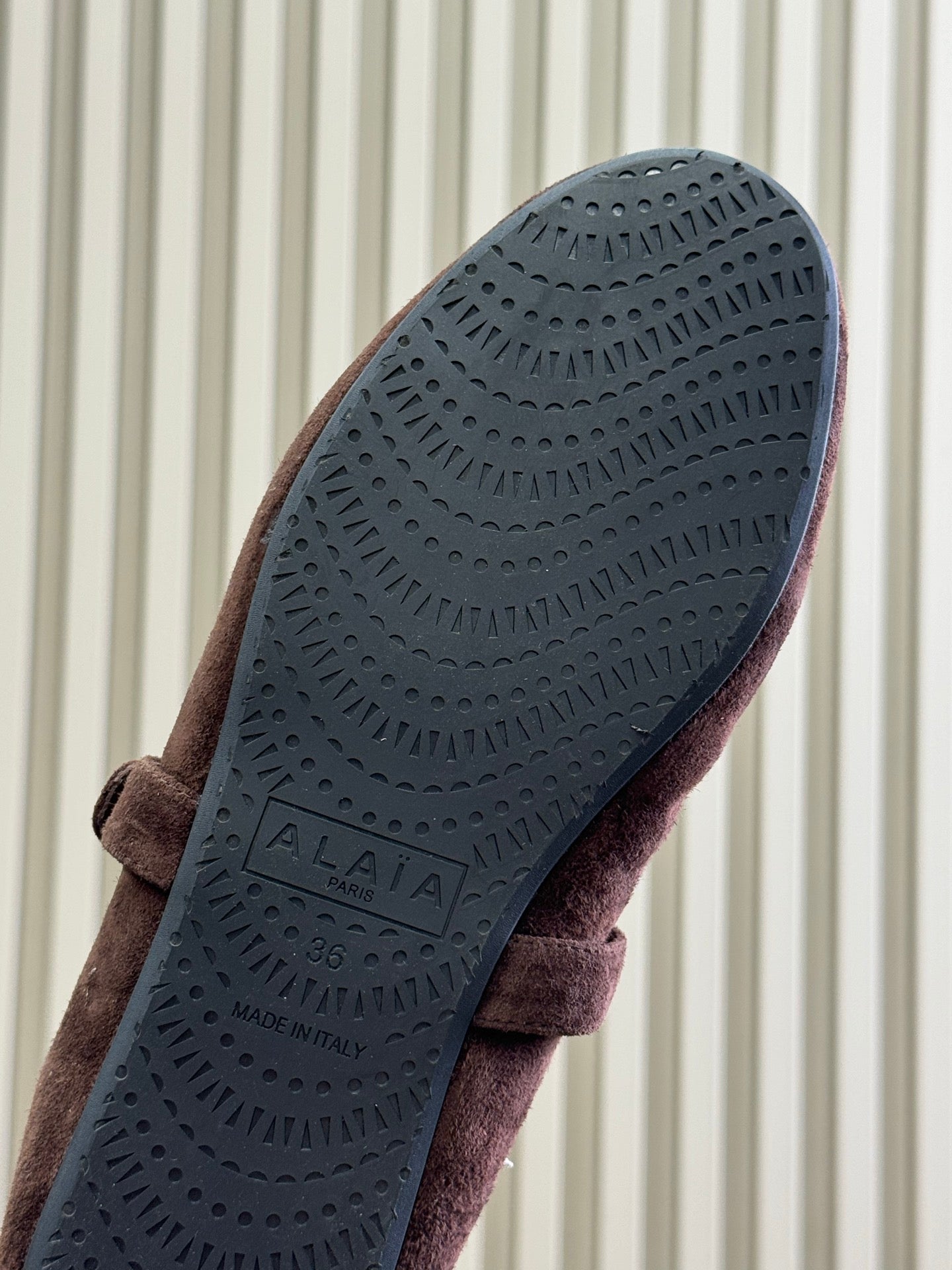 ALAIA 25S MARY JANE SHEARLING FLATS IN DARK BROWN SUEDE