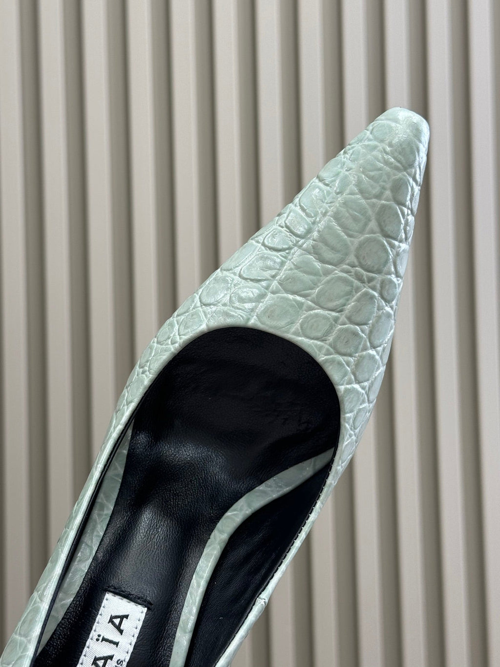 ALAIA 25S POINTY TOE PUMPS 90MM IN CELADON GREEN CALFSKIN