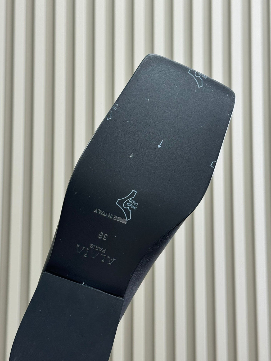 ALAIA 25S SQUARE LOAFER MULES IN BLACK GLOSSY CALFSKIN