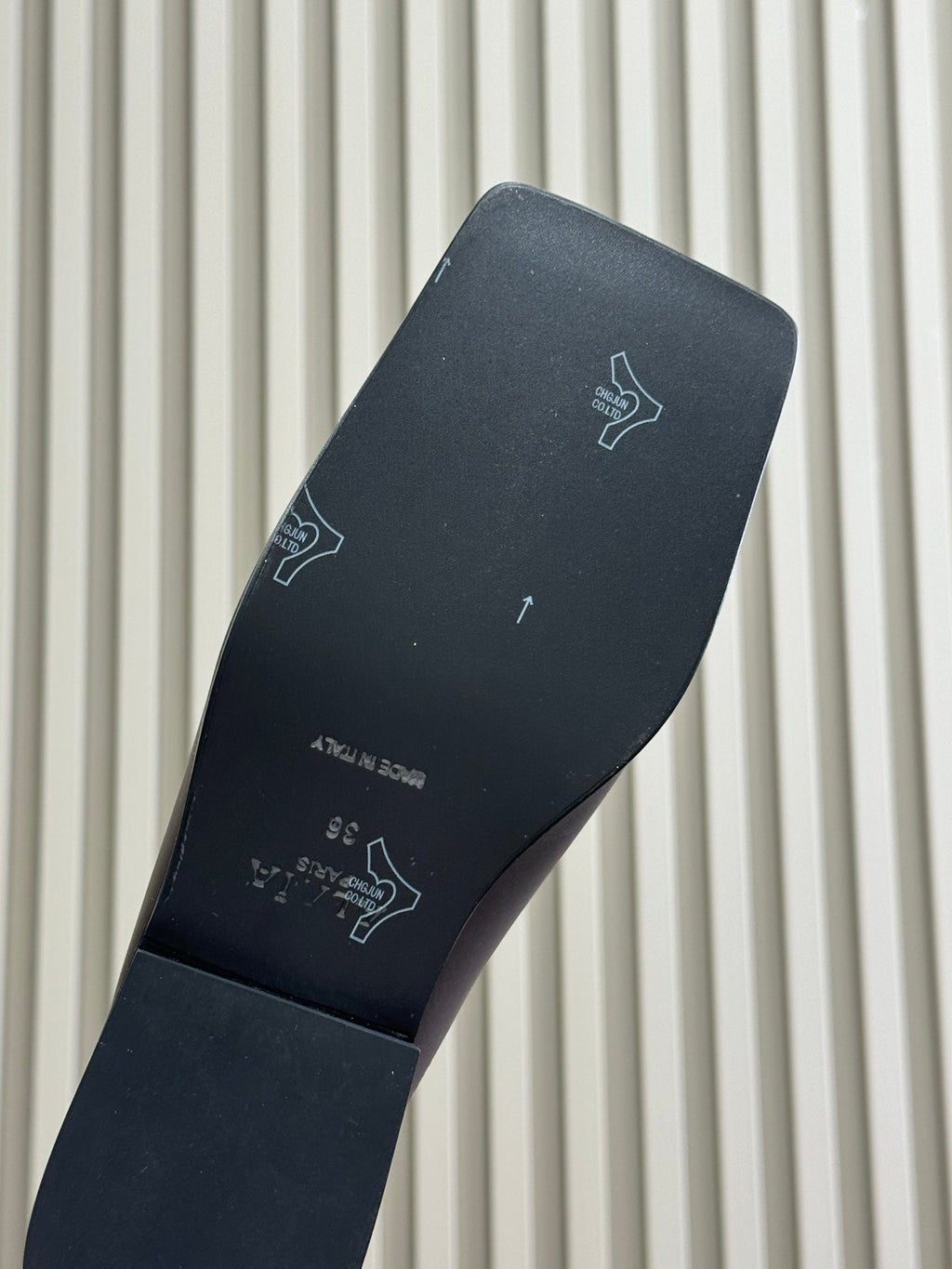 ALAIA 25S SQUARE LOAFER MULES IN BROWN CALFSKIN