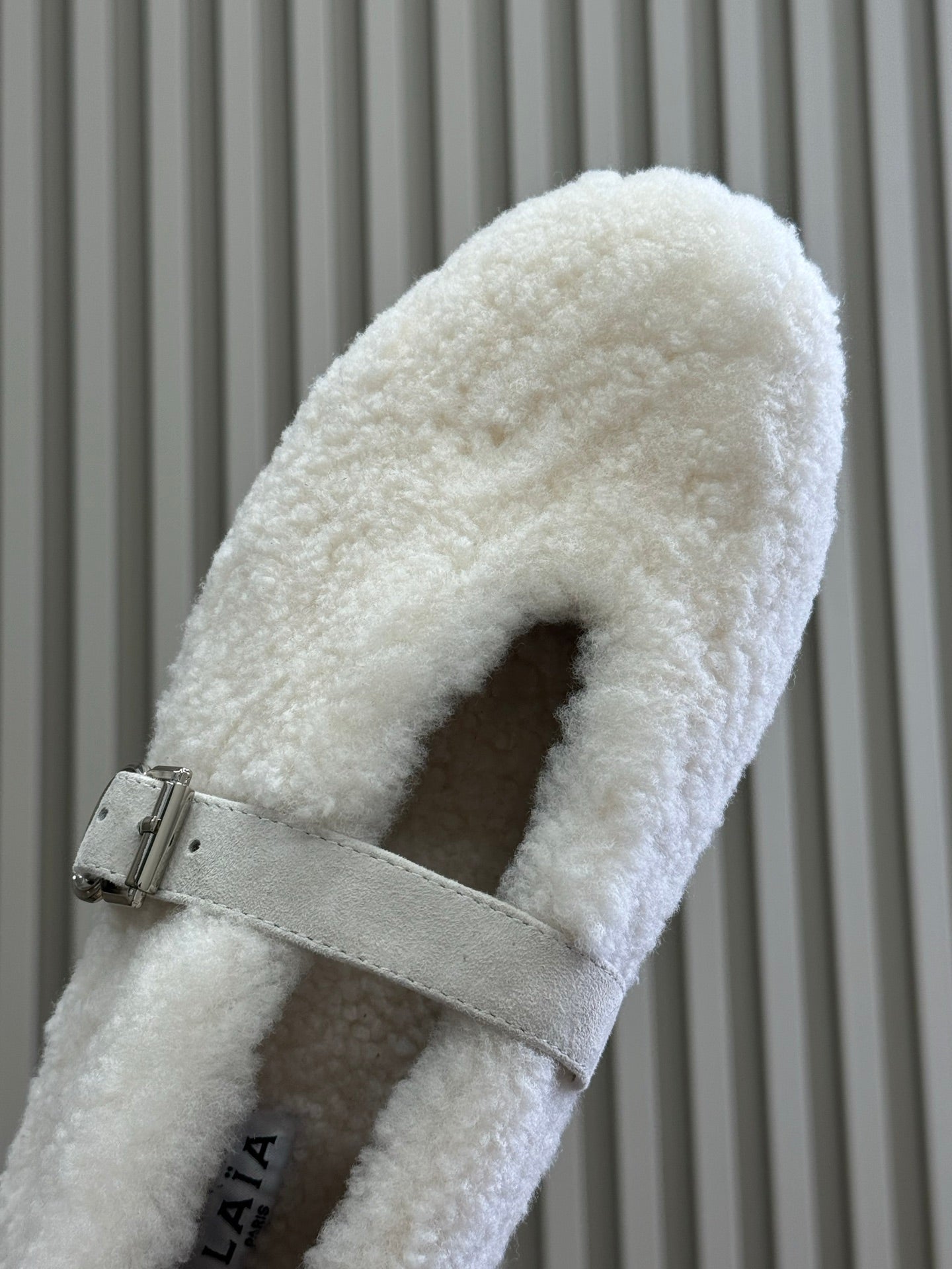 ALAIA 25S COZY MARY JANE SHEARLING FLATS IN WHITE
