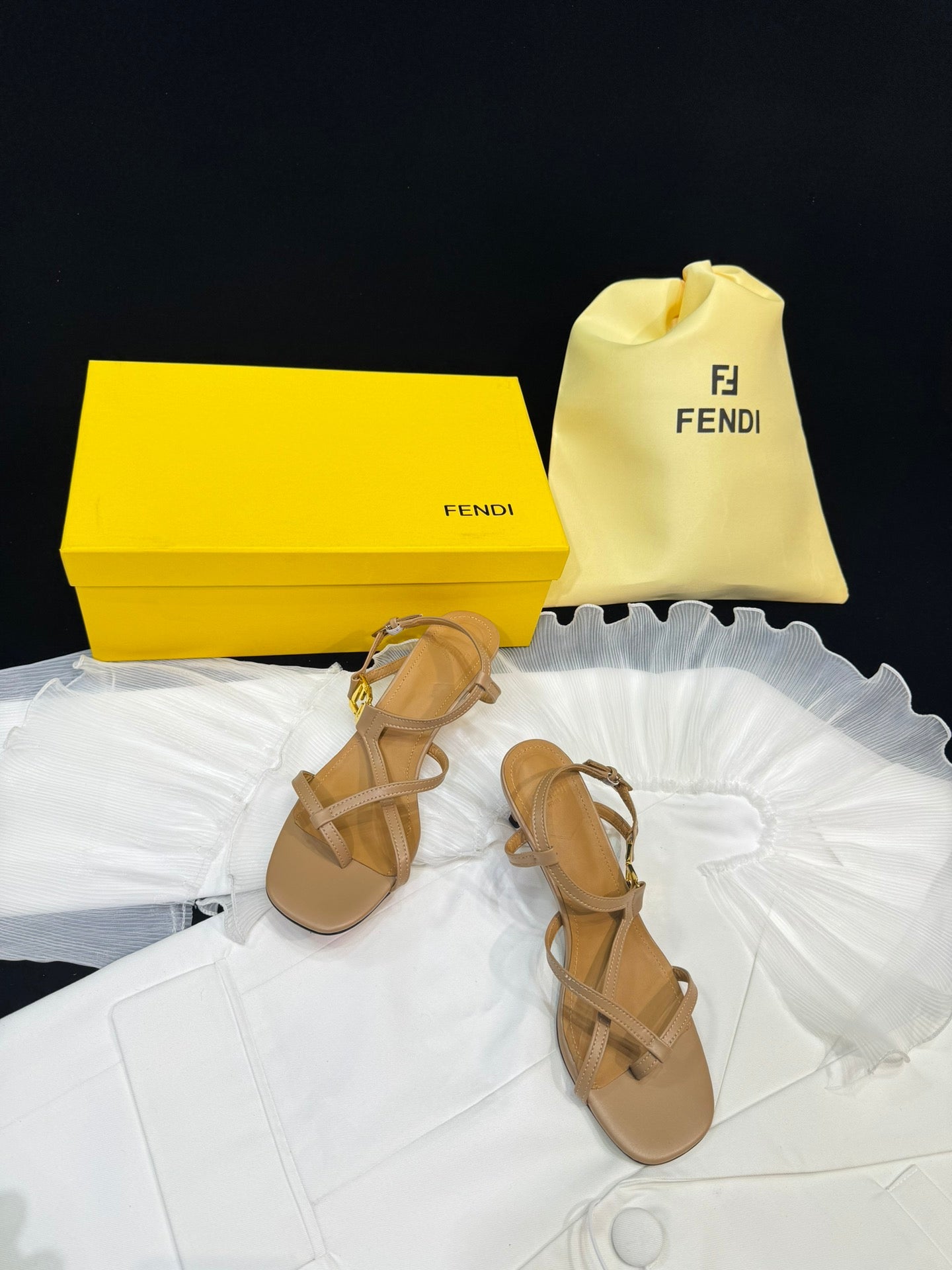 FENDI FFOLD MEDIUM-HEELED 55 MM SANDALS IN BRONZE BROWN LAMBSKIN WITH GOLD HARDWARE