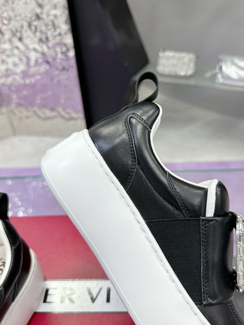 VIV' UP SNEAKERS IN BLACK CALFSKIN