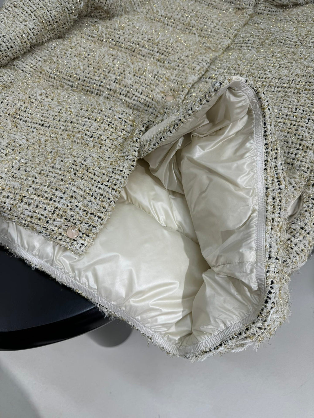 MONCLER 25S COCHELLE TWEED MID-LENGTH DOWN JACKET 202