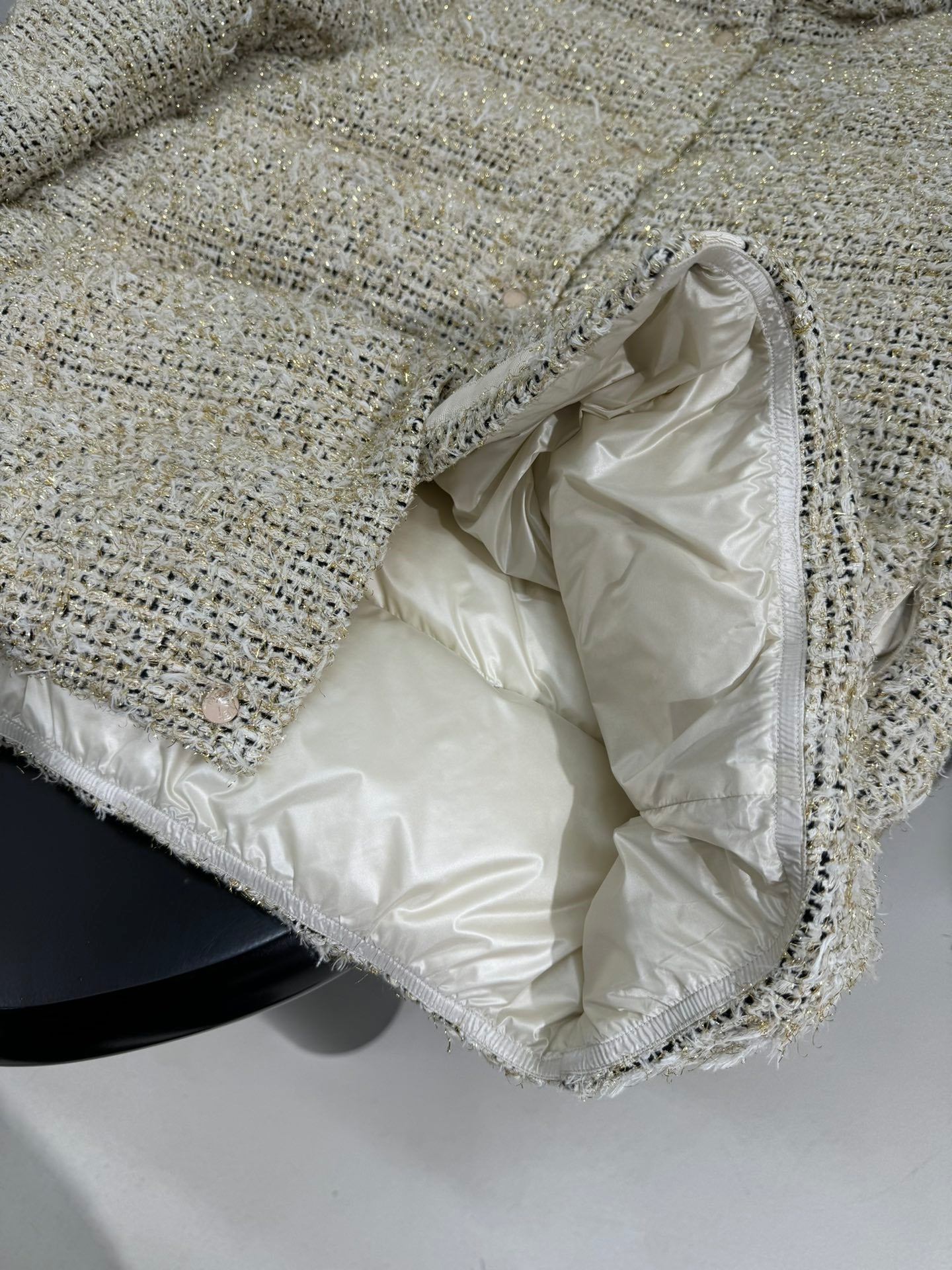 MONCLER 25S COCHELLE TWEED MID-LENGTH DOWN JACKET 202