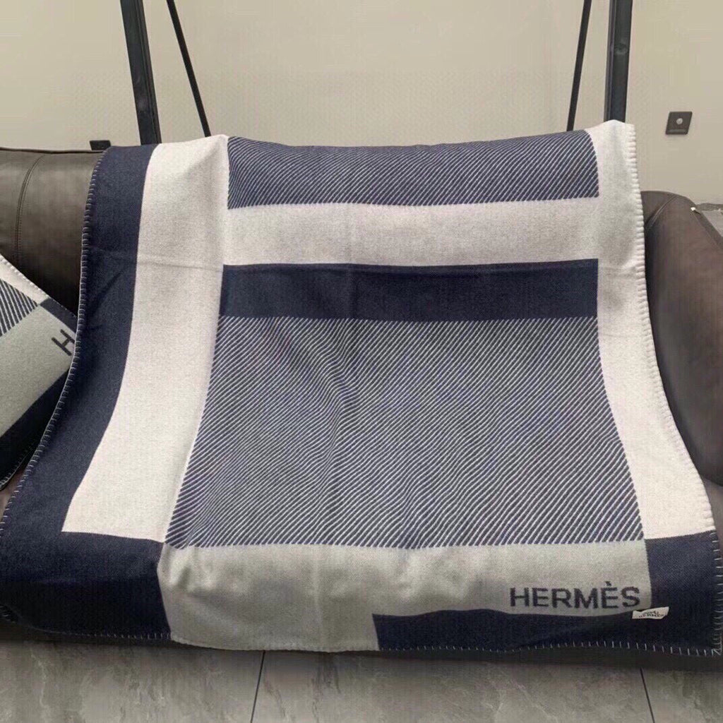 H RIVIERA BLANKET 200 CM IN NAVY BLUE WOOL AND CASHMERE 136856