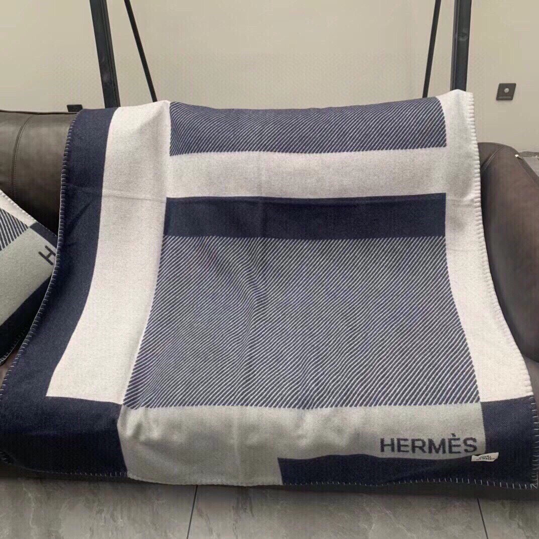 H RIVIERA BLANKET 200 CM IN NAVY BLUE WOOL AND CASHMERE 136856