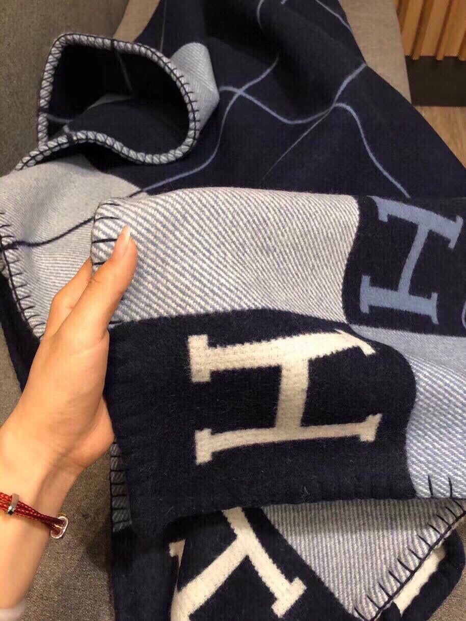 AVALON III THROW BLANKET 175 CM IN NAVY BLUE WOOL AND CASHMERE 351741