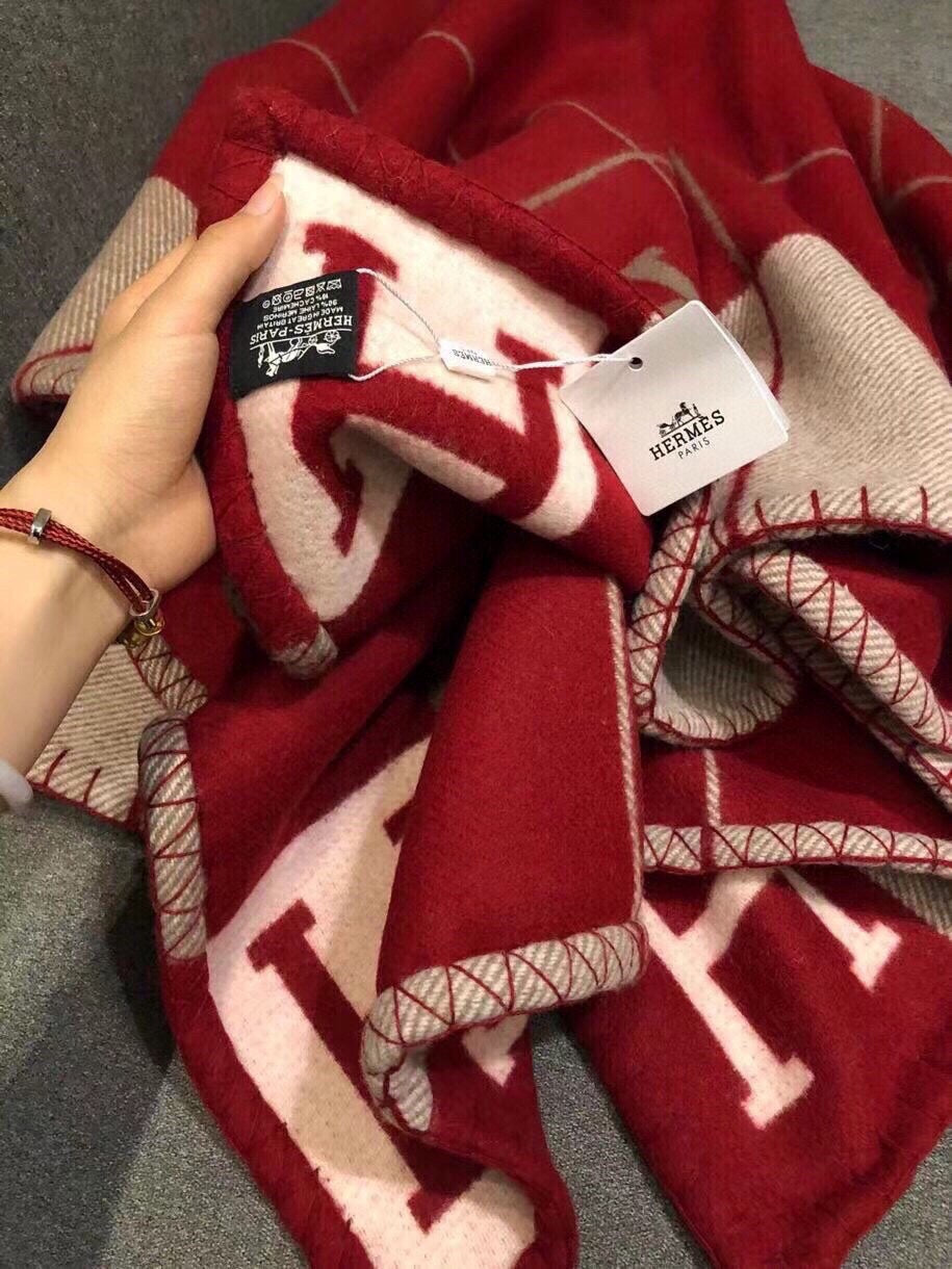 AVALON III THROW BLANKET 175 CM IN CHERRY RED WOOL AND CASHMERE 351743