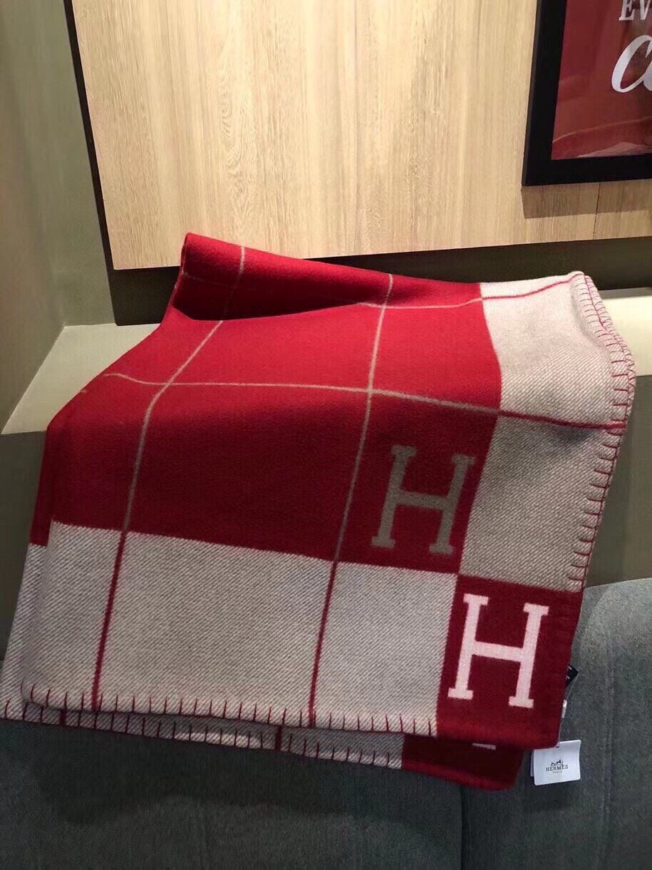 AVALON III THROW BLANKET 175 CM IN CHERRY RED WOOL AND CASHMERE 351743